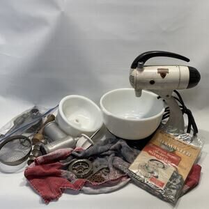 Vintage Sunbeam Automatic S Mixmaster Model 7B With Lots Of Accessories!